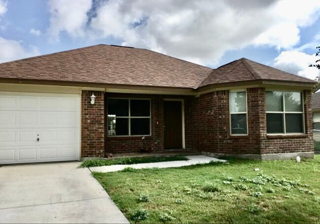 Building Photo - 4619 Hollyspring Dr