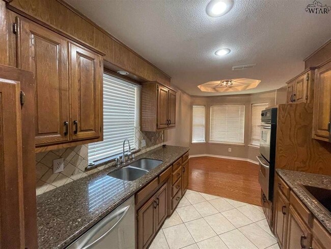 Building Photo - 2807 Concho Ln