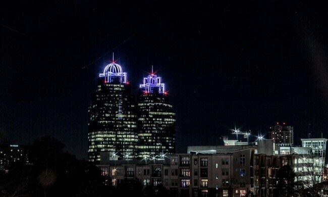 Building Photo - 104 Wellington Trce