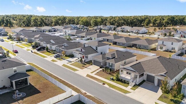 Building Photo - 6366 SW 77th Ave