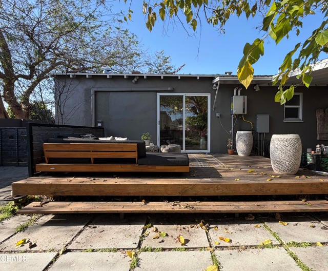 Building Photo - 230 W Elmwood Ave