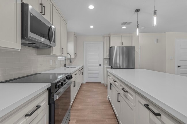 Building Photo - 9812 Caddo Lp