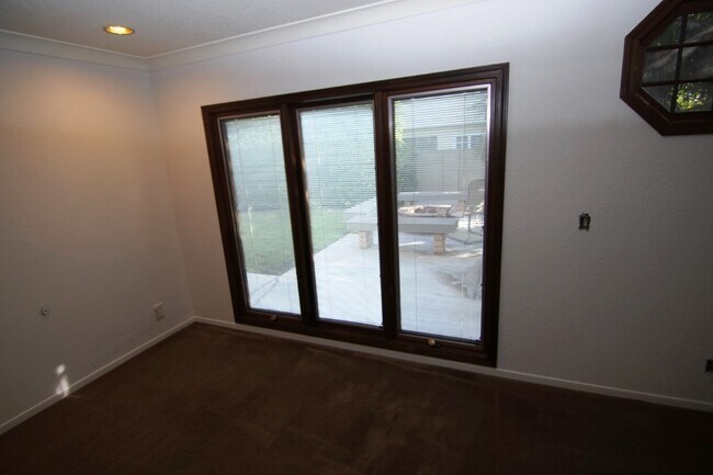 Building Photo - LA PALMA  4BR/2.5BA HOME IN HIGHLY SOUGHT AFTER NEIGHBORHOOD