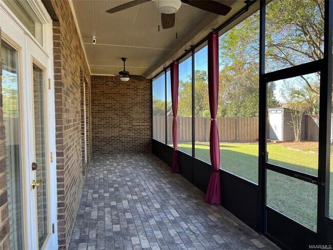 Building Photo - 2230 Wyndgate Dr