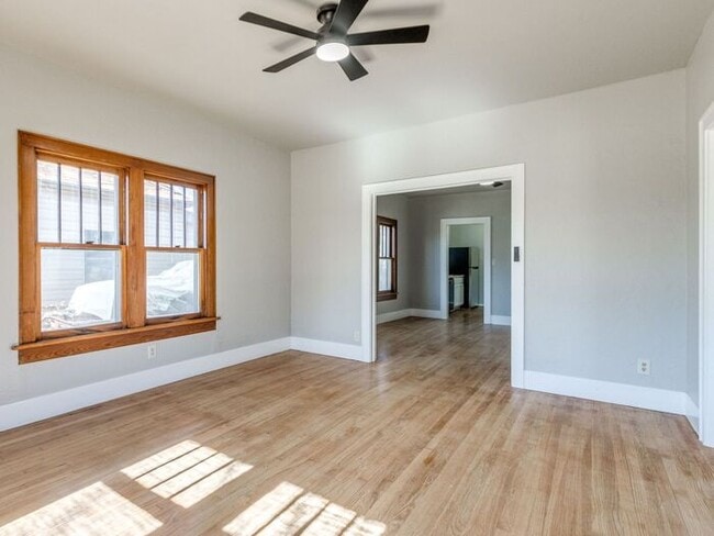 Building Photo - Renovated 3-bedroom, 2-bath home located in the heart of Edmond!