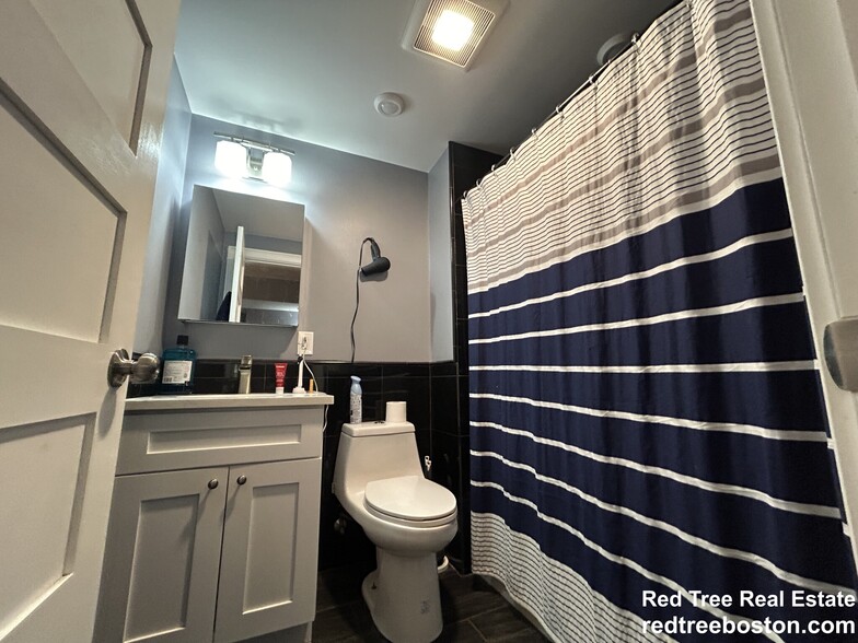 Building Photo - 1778 Commonwealth Ave