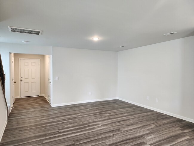 Building Photo - 936 Powder Crk Dr