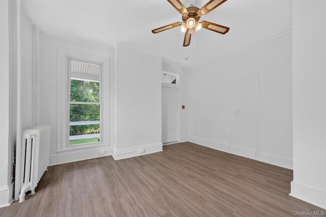 Building Photo - 34 Market St