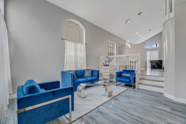 Building Photo - Spacious 4-Bedroom with 3 Full Baths in Royal Palm Beach!