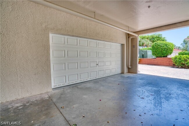 Building Photo - 1540 Clermont Dr