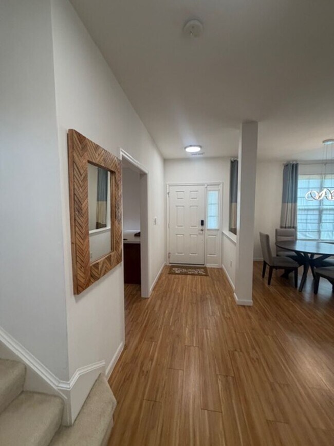 Building Photo - 5301 Brinsley Ln