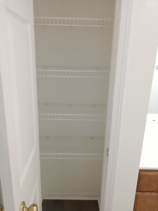 Building Photo - 1720-1722-1722 Juniper Dr