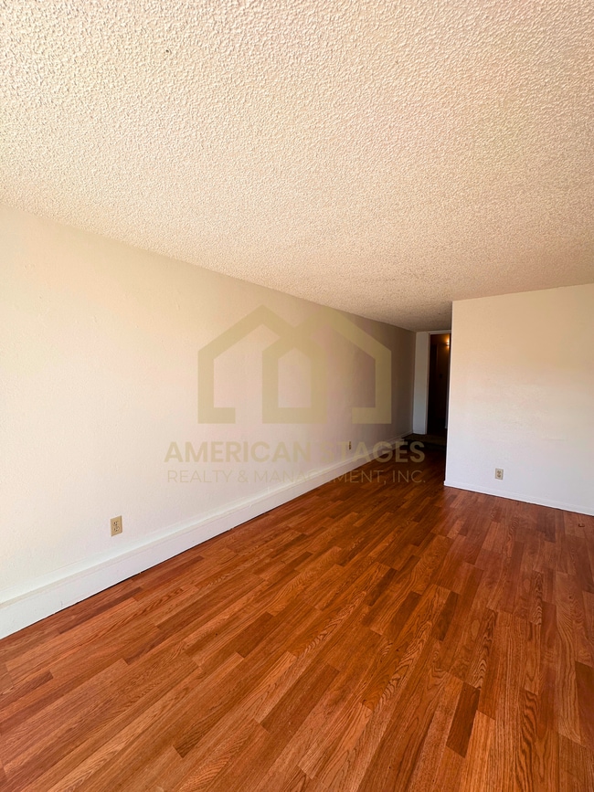 Building Photo - 3855 Via Mondo