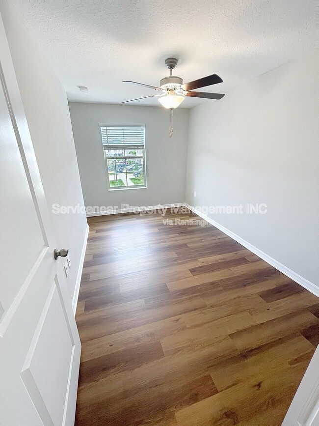 Building Photo - 9605 Mulberry Marsh Ln