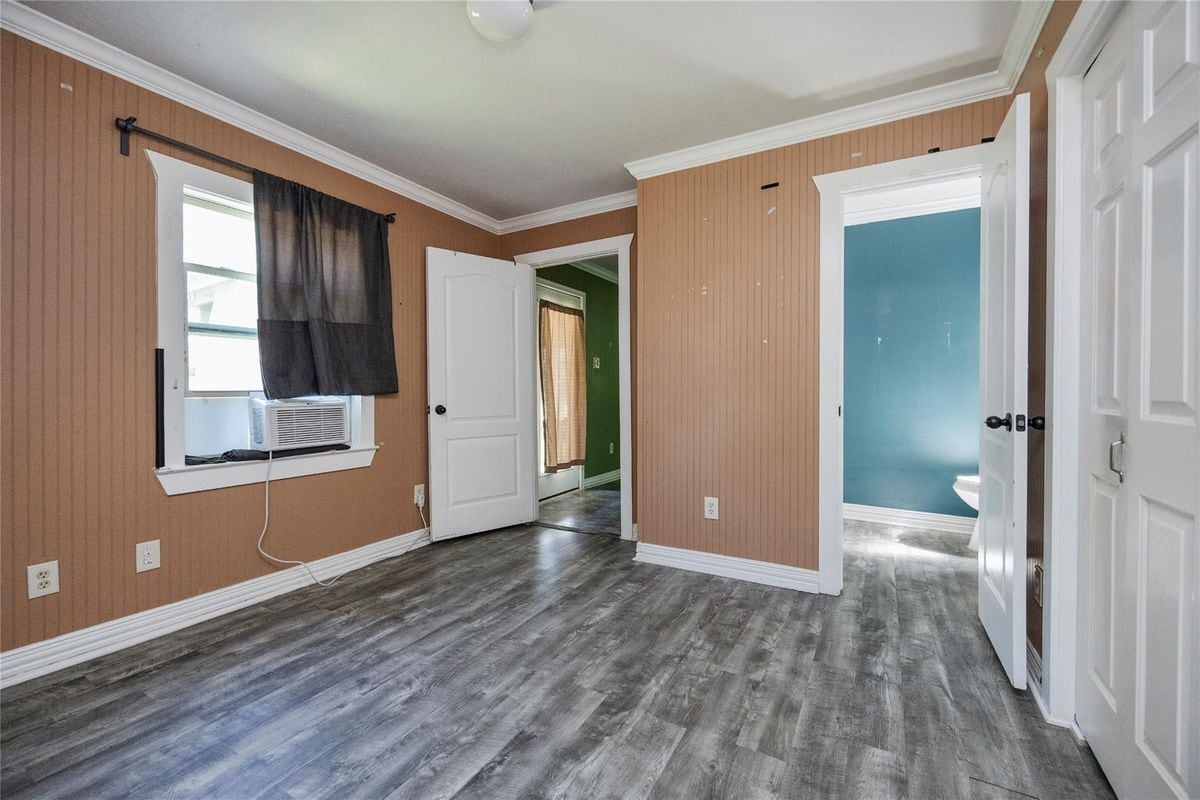Building Photo - 2205 Willow Cove Dr