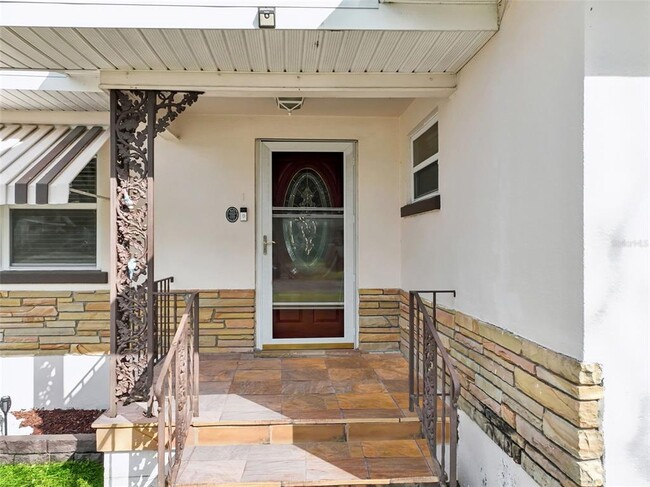 Building Photo - 1369 Whitacre Dr