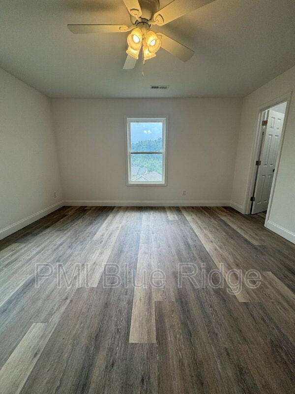 Building Photo - 200 Quinn Hill Ln