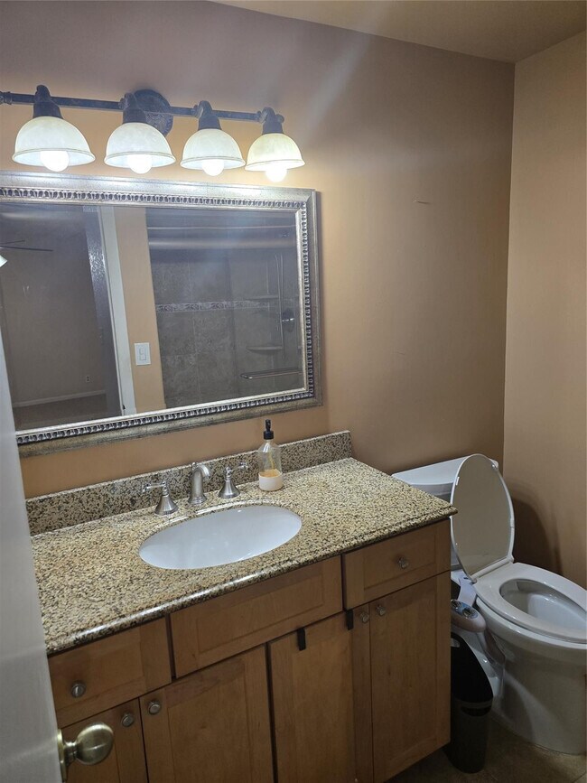 Building Photo - 8236 9th Ct