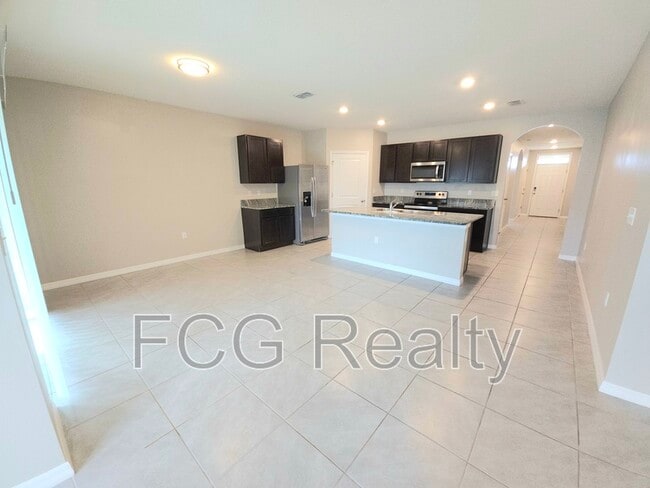 Building Photo - 85 Hickory Course Pass