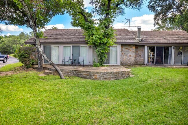 Building Photo - 100 Bay Point Dr