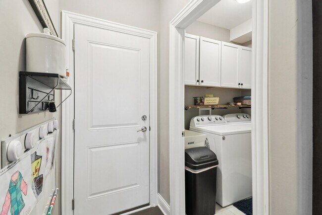 Building Photo - 11138 Alpine Ln