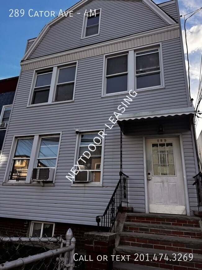 Building Photo - 289 Cator Ave