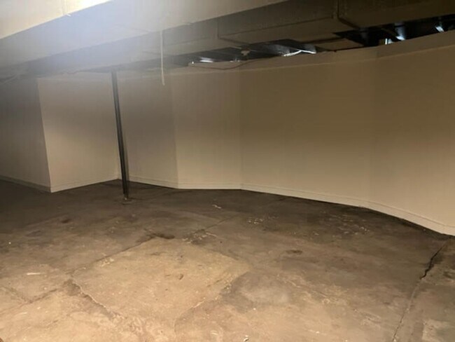 Building Photo - 1843-1845 W 3rd St