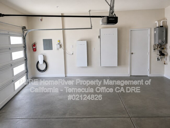 Building Photo - 16750 Yarrow Ln