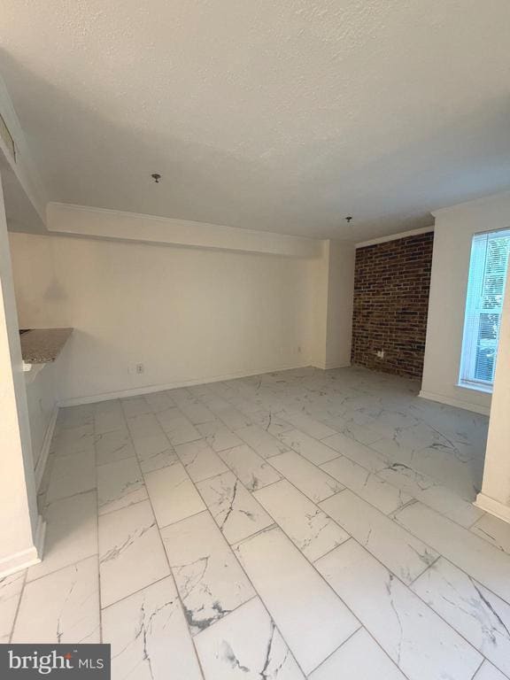 Building Photo - 1504 Lincoln Way