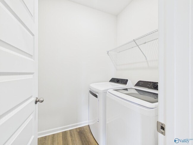 Building Photo - 112 Betty Williams Dr