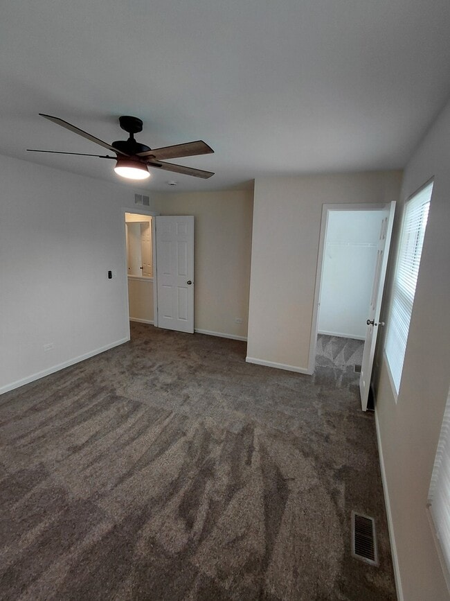 Building Photo - 7214 Bradley Dr