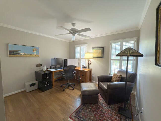Building Photo - Spacious 3-Bedroom, 3.5 Bath Garage Home I...