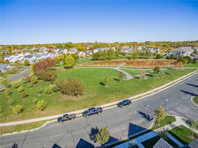 Building Photo - 2952 Clover Ridge Dr