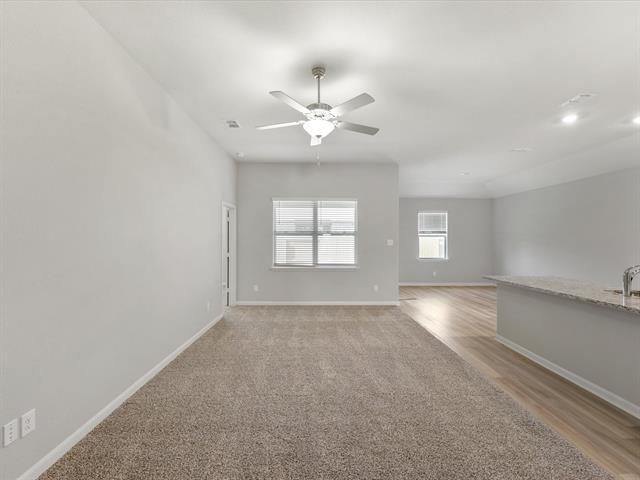 Building Photo - 2113 Erlinda Dr