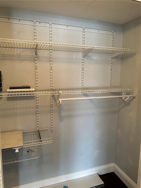 Building Photo - 106 Mary Dr