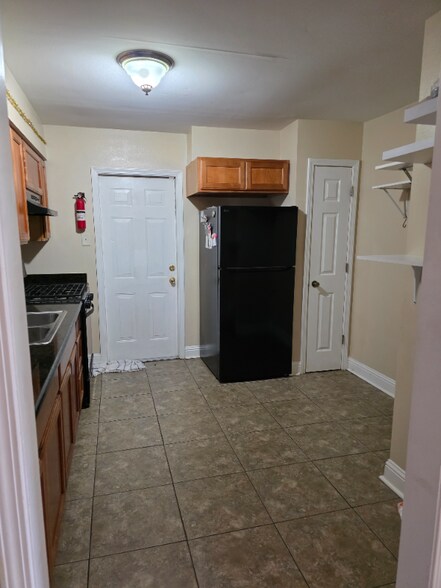 Building Photo - 7636 Alabama St