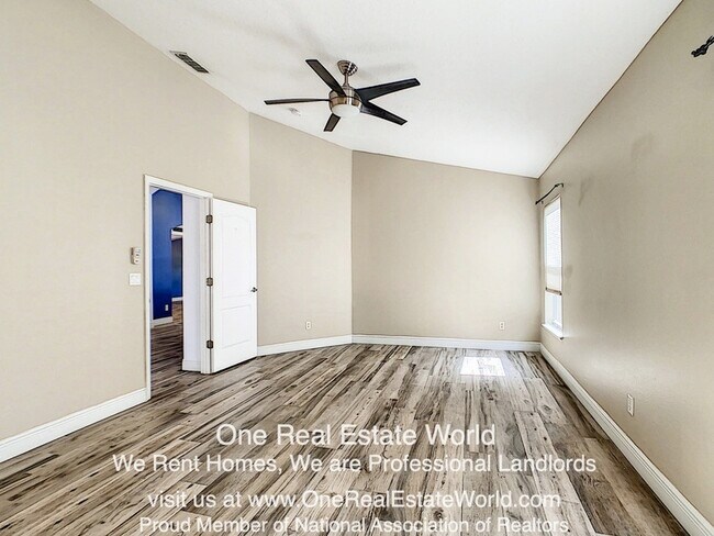 Building Photo - 3942 Lakeside Reserve Ln