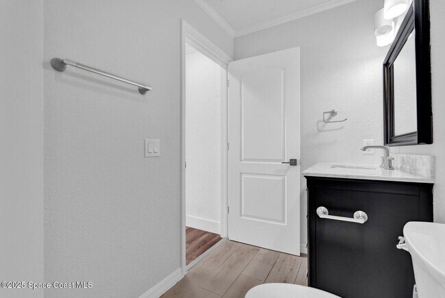 Building Photo - 3912 Overlook Dr