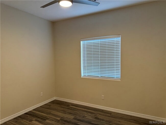 Building Photo - 5079 S Jacaranda Pl