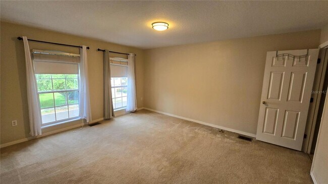 Building Photo - 4734 Ashburn Pond Way