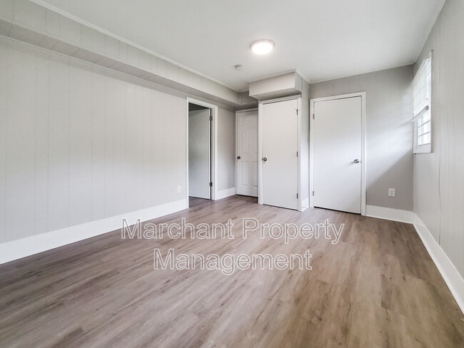 Building Photo - 719 State Rd S-42-7123