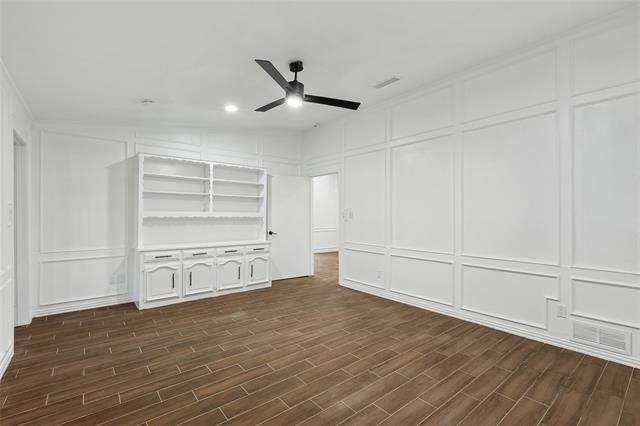 Building Photo - 6300 Topaz Way