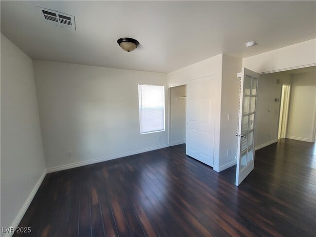 Building Photo - 10799 Flame Vine Ct