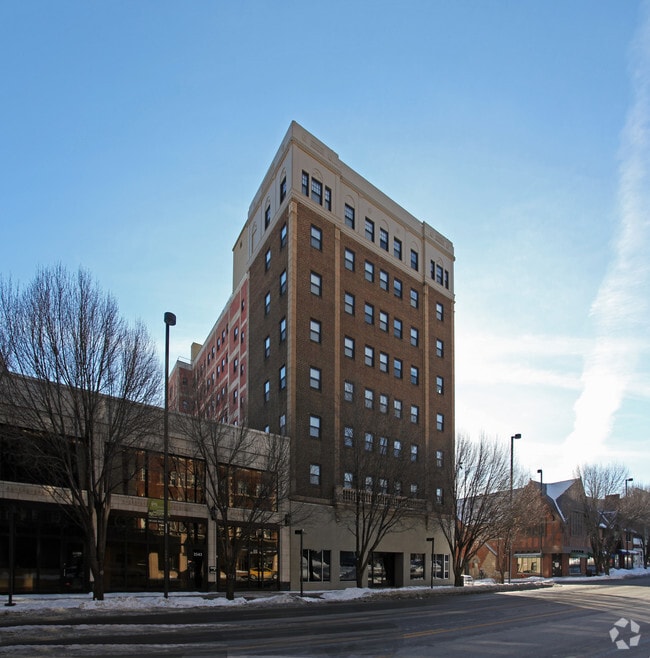Building Photo - Hyde Park Apartments