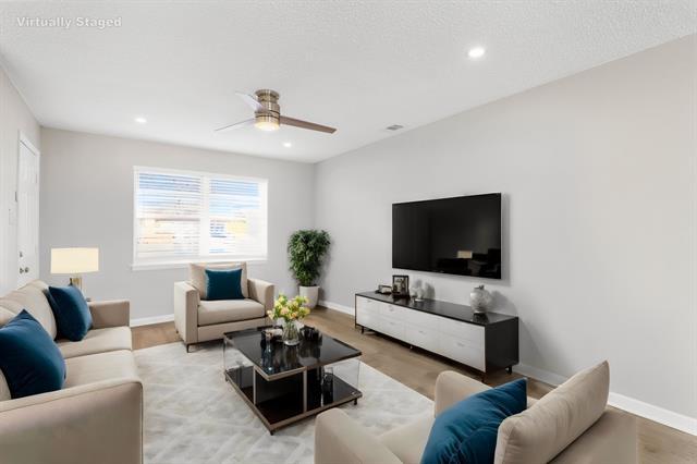 Building Photo - 714 Pleasant Valley Rd