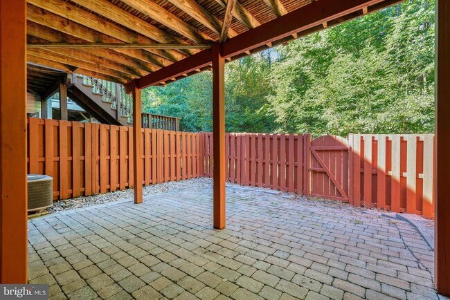 Building Photo - 6502 Trask Terrace