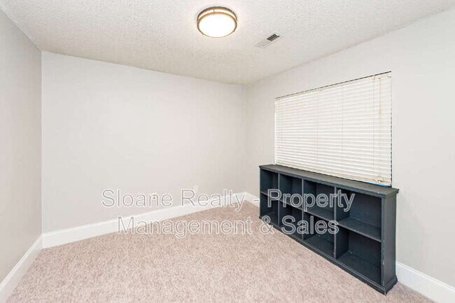 Building Photo - 1326 Battery Stevens Ct