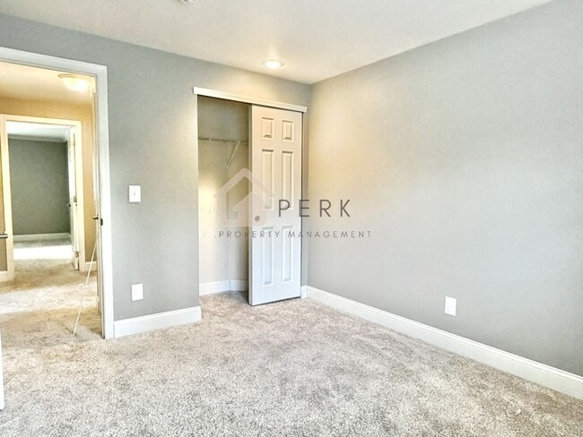 Building Photo - Beautifully Updated 3-Bedroom Home with A/C, Fenced Yard & Modern Finishes