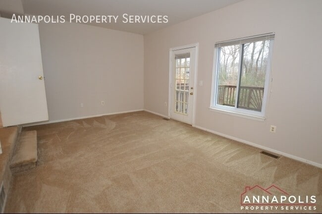 Building Photo - 430 Knottwood Ct