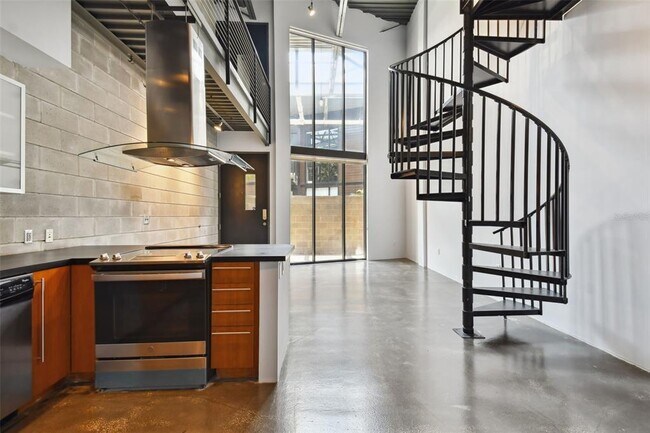 Building Photo - 217 N 12th St